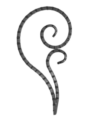 Volute double finition effilée rayée. Hauteur 200mm largeur 100mm en fer plat martelé de 12x6mm. Fixation par soudure. Permet de décorer votre fabrication en fer forgé, portail, clôture, pergola, mais également permet de renforcer la sécurité, en diminuant le vide entre barreau, ou d'augmenter le soutien. Fourni brut, à peindre ou à vernir pour protéger contre la corrosion. Peut être présentée à l'horizontal ou à la vertical.