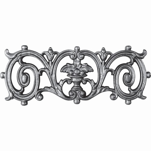 Frise en fonte pour garde corps double face. Hauteur 140mm et Largeur 350mm. Ce panneau décoratif peut être présenté à l'horizontale, son utilisation est multiple: balcon, terrasse, fenêtre, balustrade... Il apportera un certain cachet et du charme. Fourni brute, à peindre ou à vernir. La fonte est reconnue pour sa solidité, sa durabilité et sa résistance à la corrosion.