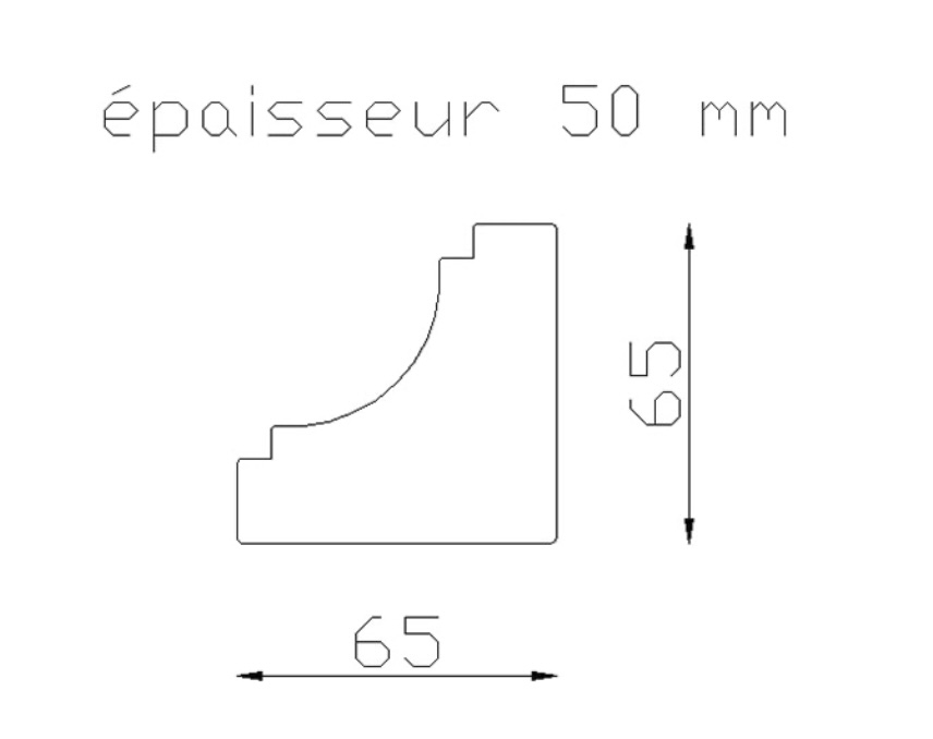 Equerre moulurée d'angle en fer forgé. Hauteur 65mm Largeur 65mm épaisseur 50mm, compatible avec des tubes carré ou rectangle de largeur 50mm. Permet de renforcer les angles de structures métalliques comme un portail en fer forgé, ou une grille en fer forgé ou peut être installé simplement pour décorer, cela donne du charme à votre fabrication. Fourni brut, à peindre ou à vernir pour protéger contre la corrosion.