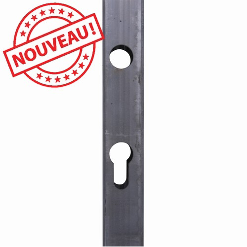 Tube usiné 3 faces de deux mètres de 30x30mm pour serrure 19300300 entraxe 85mm compatible avec tube gache réception 192962