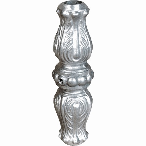 Garniture de barreaux avec multiple détails gravés, en aluminium. Compatible avec des barreaux de diamètre 18mm. Hauteur 135mm largeur 45mm. Cette bague aux motifs travaillés ornera vos barreaux de grilles de défense, portails, escaliers par exemple. Fixation facile, à visser (livrée avec sa vis). Fourni brut, à peindre ou à vernir avec un produit adapté pour la protection. L'aluminium est reconnu pour sa légèreté et sa résistance.