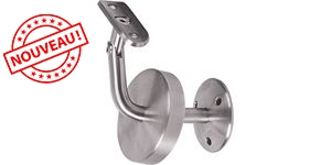 Support mural de main courante ronde, fixe de 90 degrés, <b>réglable</b> Avec Cache Vis. Longueur 82mm Hauteur 70mm, platine ronde de diamètre 70mm, compatible avec des tubes de diamètre extérieur de 42,4mm en inox ou en bois. En inox 304. À visser au mur grâce à 3 trous de diamètre 5mm, et à visser à la main courante grâce à 2 trous de diamètre 6,5mm (visserie non fournie). Permet d'être utilisé en intérieur comme en extérieur et même en bord de mer.