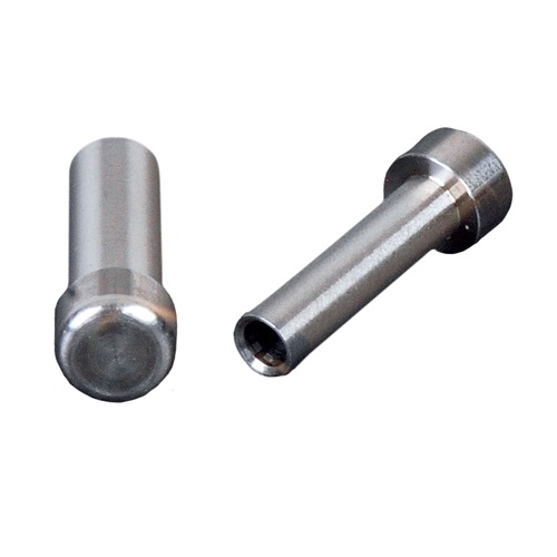 Départ de câble pour une pose en applique ou droite (directement dans le poteau), <b>à sertir</b>. Longueur de la tige 32mm Diamètre de la tête 10mm, diamètre intérieur correspondant pour des câbles de Ø4mm. En inox 316, convient pour un usage intérieur ou extérieur. Pièce utile pour un montage en applique avec un connecteur (référence 30505 par exemple) ou pour un montage droit.