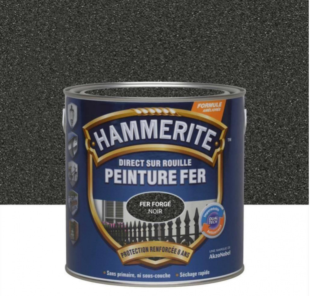 Peinture fer extérieur HAMMERITE Direct Sur Rouille Noir aspect fer forgé s'applique directement sur rouille, sans sous couche. Elle offre un bel aspect fer forgé à vos métaux ferreux.Sa formule solvantée vous offre un excellent pouvoir couvrant, et un parfait tendu. Embellissez vos supports ferreux extérieurs grâce à cette formule qui résiste aux chocs et aux intempéries.Tout vos supports extérieurs seront protégés contre la rouille, vous garantissant un métal et une couleur Noir plus durable dans le temps. Cette peinture fer extérieur est idéale pour protéger vos portails, grilles, balcons, mobiliers de jardin et ferronneries. Conseils d'application : Bien mélanger avant application. Appliquer avec une brosse et/ou un rouleau et à une température comprise entre 5°C et 35°C.