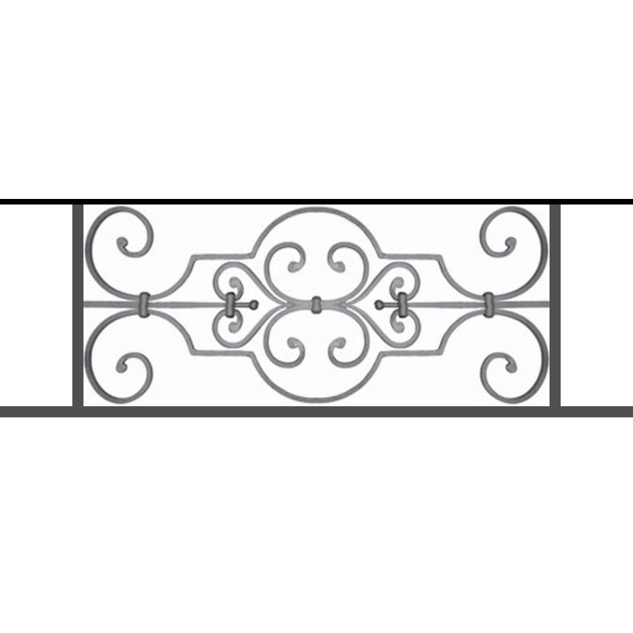 Appui de fenêtre type AF004 à sceller dans votre tableau de fenêtre. Longueur finie de 910mm et Hauteur finie de 314mm. Convient pour les tableaux de fenêtre de 810mm. 50mm de scellement sont prévue de chaque côté. Main courante laminée de 810mm de long en fer forgé sur le dessus. Motif au centre de 670mm de long par 290mm de haut. Le reste de la structure est en tube acier carré de 16mm de section.