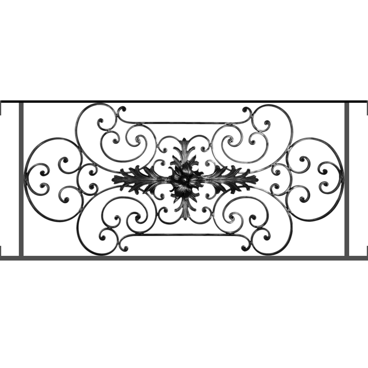 Appui de fenêtre type AF012 à visser dans votre tableau de fenêtre. Longueur finie de 1250mm et Hauteur finie de 544mm. Convient pour les tableaux de fenêtre de 1250mm. Main courante laminée de 1250mm de long en fer forgé sur le dessus. Motif au centre de 1090mm de long par 520mm de haut. Le reste de la structure est en tube acier carré de 16mm de section.