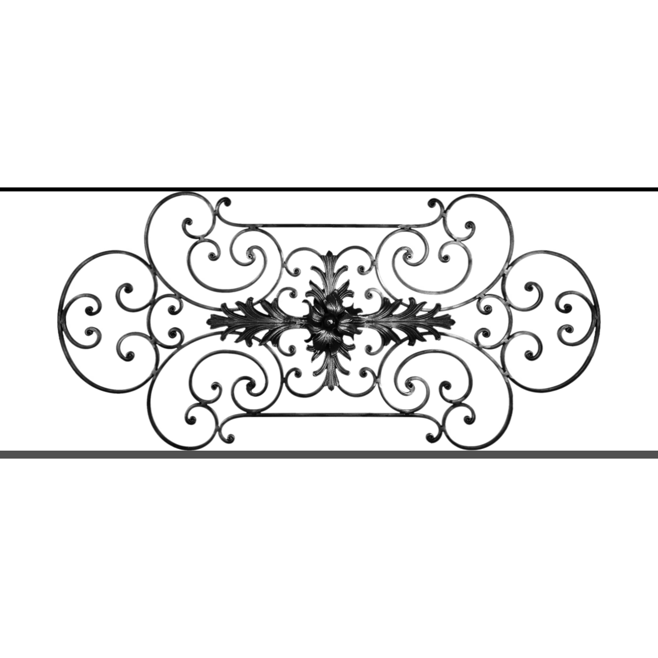 Appui de fenêtre type AF012 à sceller dans votre tableau de fenêtre. Longueur finie de 1320mm et Hauteur finie de 544mm. Convient pour les tableaux de fenêtre de 1220mm. 50mm de scellement sont prévue de chaque côté. Main courante laminée de 1220mm de long en fer forgé sur le dessus. Motif au centre de 1090mm de long par 520mm de haut. Le reste de la structure est en tube acier carré de 16mm de section.