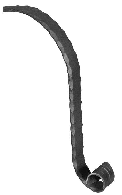 Départ ou arrivée de main courante pleine martelée forme en col de cygne et extrémité effilée, en fer forgé. Hauteur 650mm Longueur 250mm largeur 40mm et épaisseur 8mm. Element de finition idéal pour votre rampe d'escalier ou votre garde corps, par exemple, avec une utilisation aussi bien en intérieur qu'en extérieur. Fixation pour soudure. Fournie brut, à peindre ou à vernir avec un produit adapté contre la corrosion. Compatible avec la main courante de référence 12005.