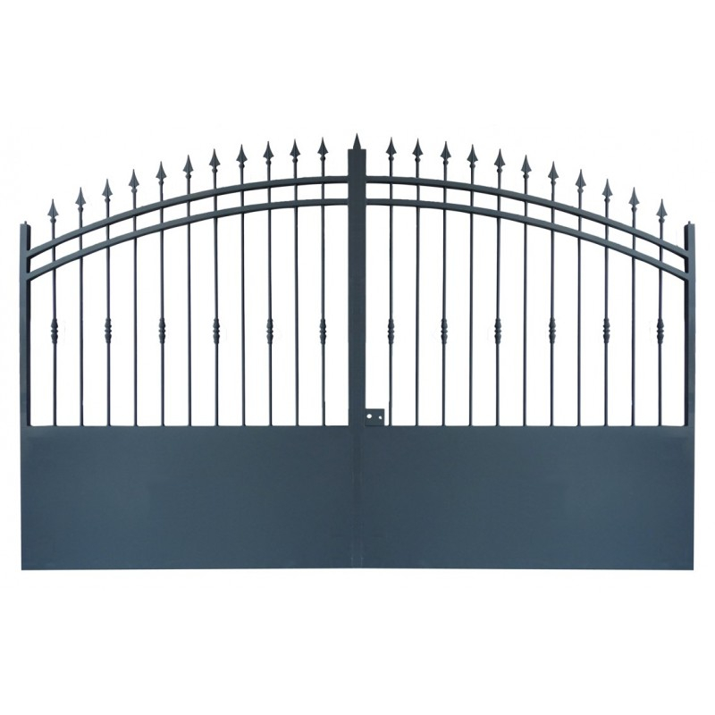 Portail en acier modèle Provence, une fusion parfaite entre robustesse et design élégant, idéal pour sécuriser et embellir votre entrée. Ce portail est conçu avec un cadre robuste en tube de 40x40x2mm et des lisses supérieures et inférieures en tube de 40x30x2mm, percées et soudées pour une finition impeccable. Il offre un design attrayant avec un barreaudage de 16mm, des garnitures alternées et des pointes de lances sécurisantes à l’extrémité des barreaux. Lisse supérieur doublé et galbé. Portail semi-ajouré, la partie soubassement en tôle d’acier de 2mm assure intimité et style. Avec des dimensions totales de 3500mm de longueur (Vide entre pilliers nécessaire : 3560mm), une hauteur aux piliers de 1600mm et hauteur au centre de 2000mm et une installation simple, ce Portail est à la fois un choix esthétique et pratique, augmentant la valeur et la fonctionnalité de votre propriété. Transformez votre entrée avec élégance et assurance en choisissant nos Portails en acier. OUverture coulissante : le plus adapté aux espaces restreints. (petites cours, entrées de garages en pente,…). Leur ouverture étant latéral, un espace réduit dans une cour n’est plus un problème. Ce type de portail est également particulièrement bien adapté aux entrées en montée ou pour délimiter une descente de garage. Le portail coulissant est installé sur un rail, un poteau de guidage permet son ouverture.