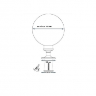 Boule en cristal plein soufflé travaillé à la main. Le pied est en laiton poli. Diamètre extérieur 100mm, hauteur maximale 145mm, embase laiton doré à l'or fin diamètre 58 extérieur