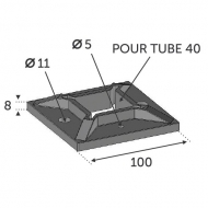 Embase à souder pour un tube carré 40x40mm (le tube rentre à l'intérieur de l'embase). En inox 316.