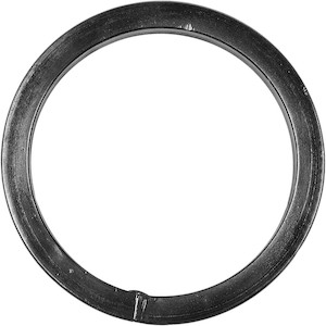 Cercle d’un diamètre extérieur de 110mm. Fer Forgé en section tubulaire carré de 12,7mm martelé.