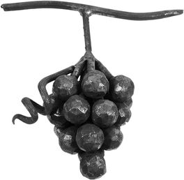 Décor représentant une grappe de raisins sur tige d'une hauteur de 160mm et d'une largeur de 200mm. En fer forgé.