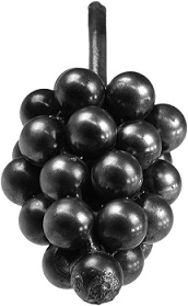 Décor représentant une grappe de raisins sur tige d'une hauteur de 120mm et d'une largeur de 55mm. En fer forgé.