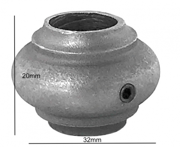 Garniture fine de barreaux lisse, en fonte. Compatible avec des barreaux de diamètre 14mm. Hauteur 20mm largeur 32mm. Cette bague sobre ornera vos barreaux de grilles de défense, portails, escaliers par exemple. Fixation par vis car taraudage M5 (vis fournie). Fourni brut, à peindre ou à vernir avec un produit adapté pour la protection contre la corrosion.